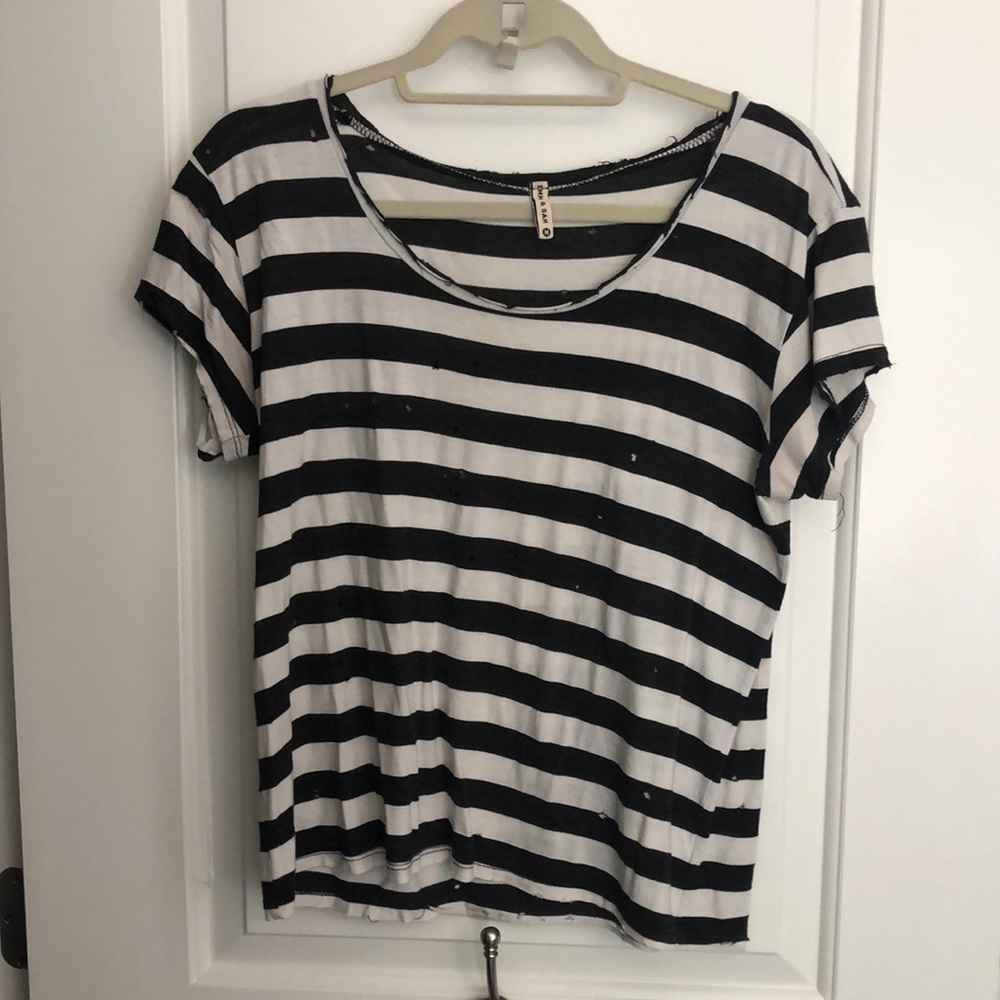 LF emma and sam distressed tee